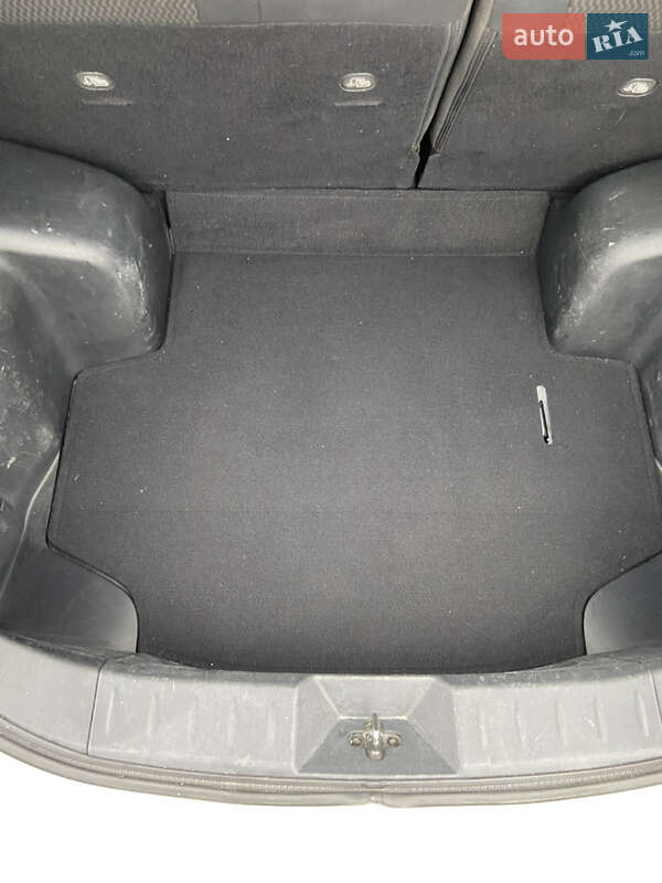 Хэтчбек Nissan Leaf 2014 в Харькове