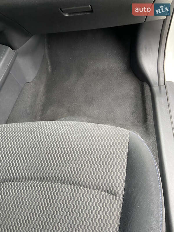 Хэтчбек Nissan Leaf 2014 в Харькове