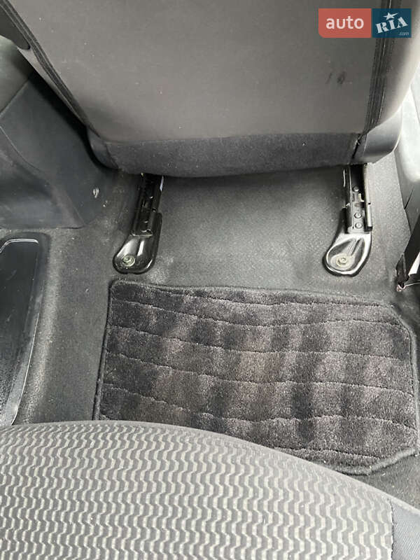 Хэтчбек Nissan Leaf 2014 в Харькове