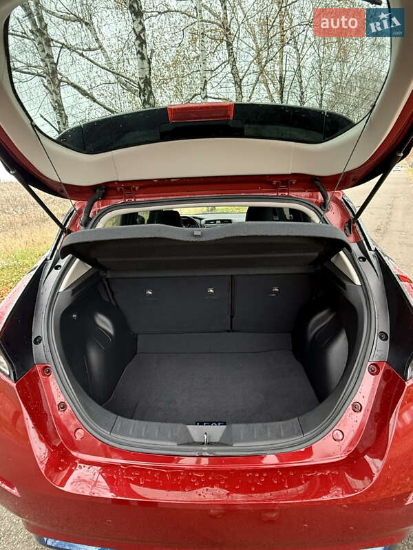 Хетчбек Nissan Leaf 2020 в Яготині