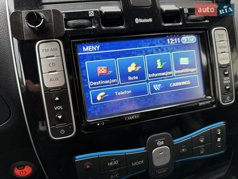 Хетчбек Nissan Leaf 2014 в Умані