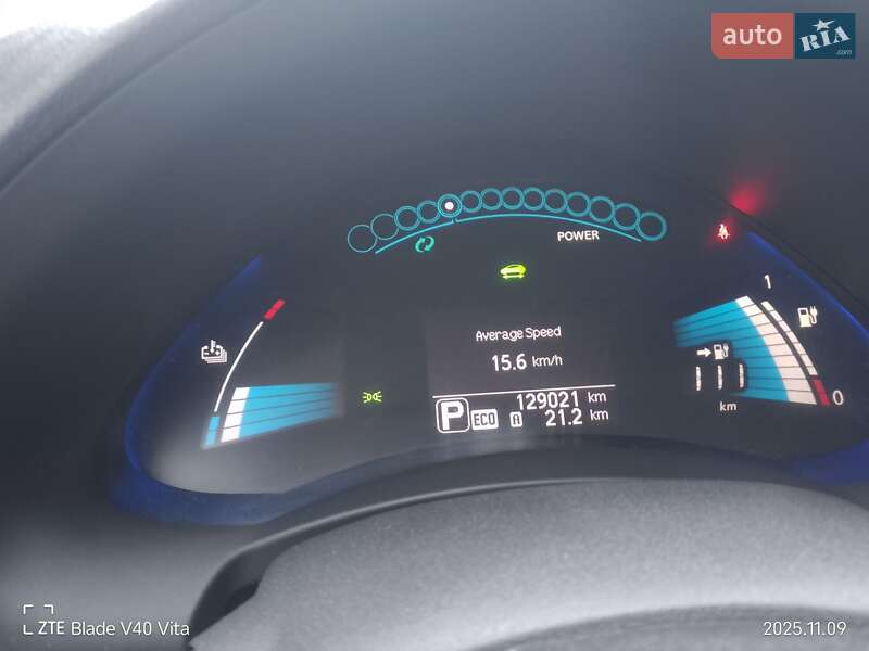 Хэтчбек Nissan Leaf 2013 в Сумах