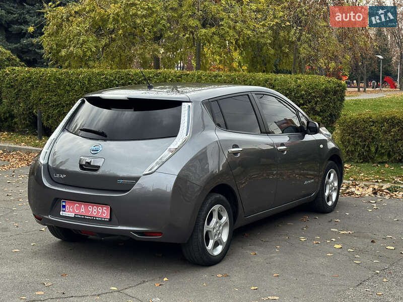 Хэтчбек Nissan Leaf 2015 в Днепре фото 8 Хэтчбек Nissan Leaf 2015 в Днепре