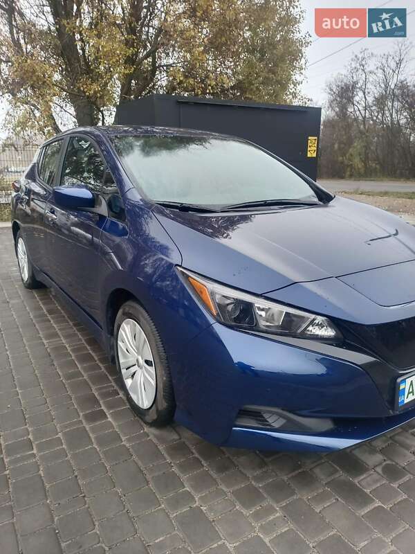 Хэтчбек Nissan Leaf 2024 в Каменском