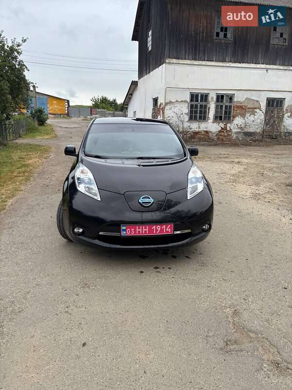 Хэтчбек Nissan Leaf 2013 в Галиче