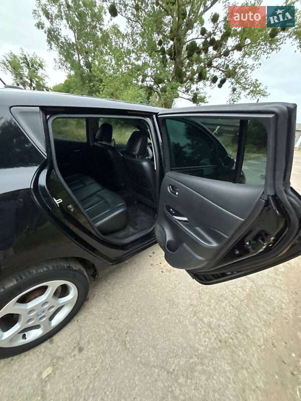 Хэтчбек Nissan Leaf 2013 в Галиче