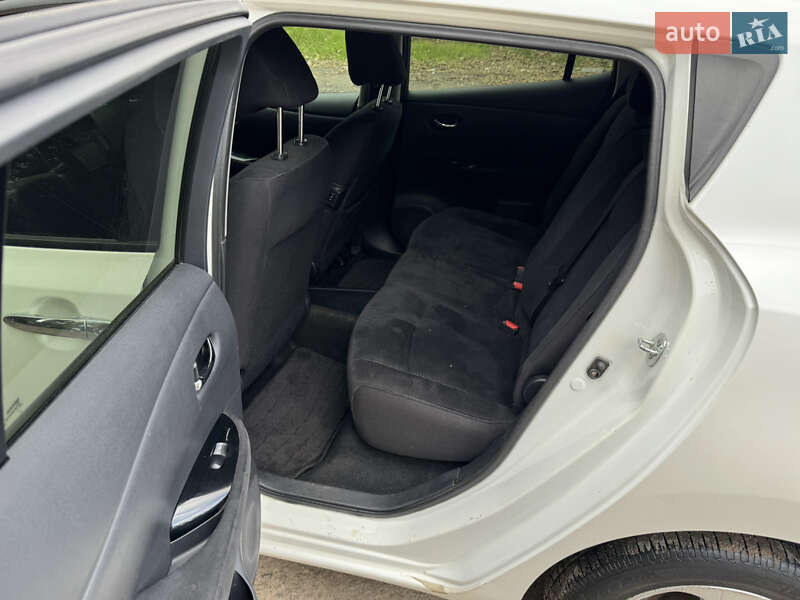 Хэтчбек Nissan Leaf 2013 в Одессе