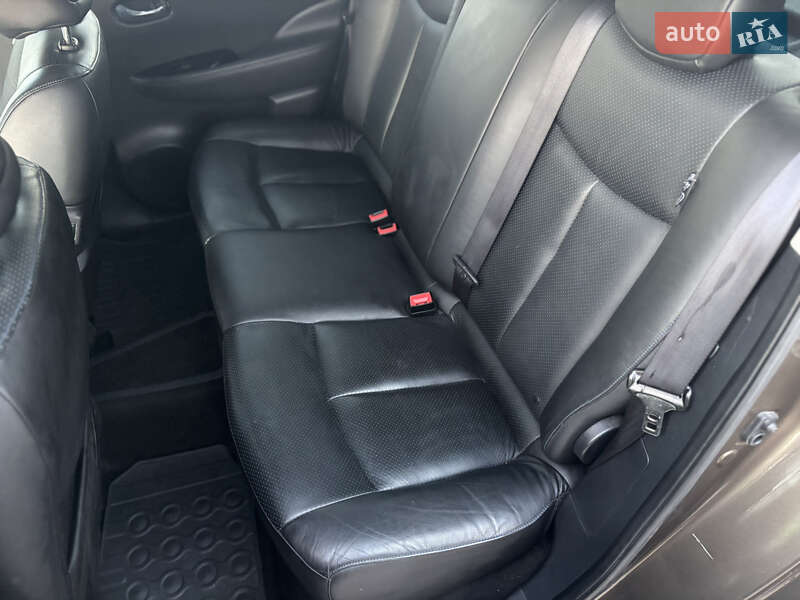 Хетчбек Nissan Leaf 2016 в Володимирі