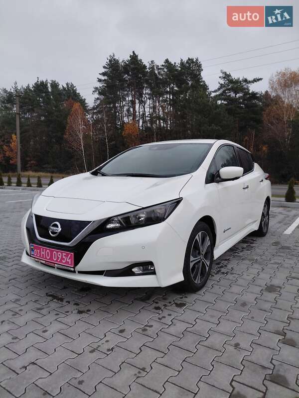 Хетчбек Nissan Leaf 2019 в Ковелі