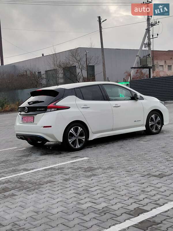 Хетчбек Nissan Leaf 2019 в Ковелі