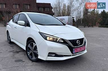 Хетчбек Nissan Leaf 2020 в Харкові
