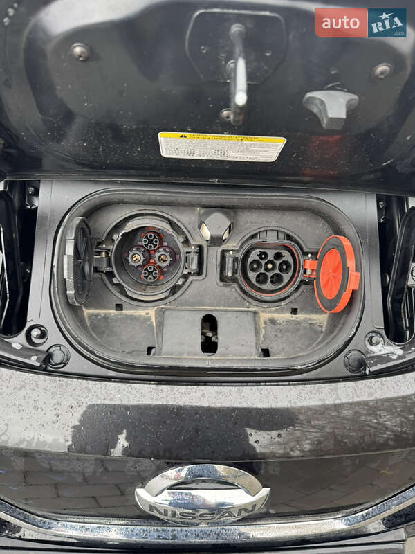 Хэтчбек Nissan Leaf 2018 в Луцке