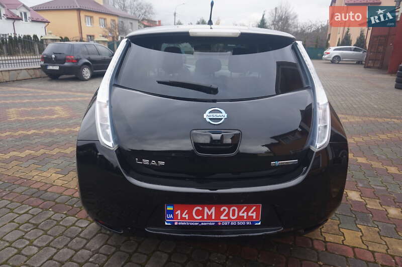 Хэтчбек Nissan Leaf 2012 в Самборе