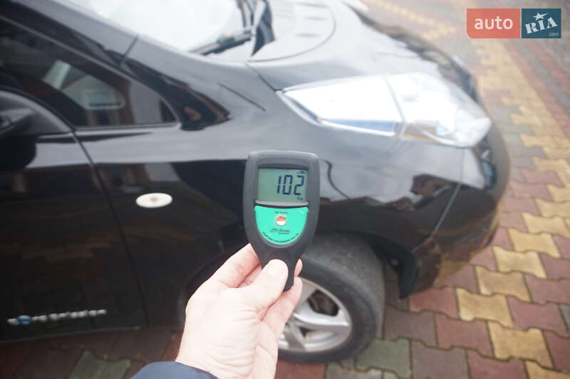 Хэтчбек Nissan Leaf 2012 в Самборе