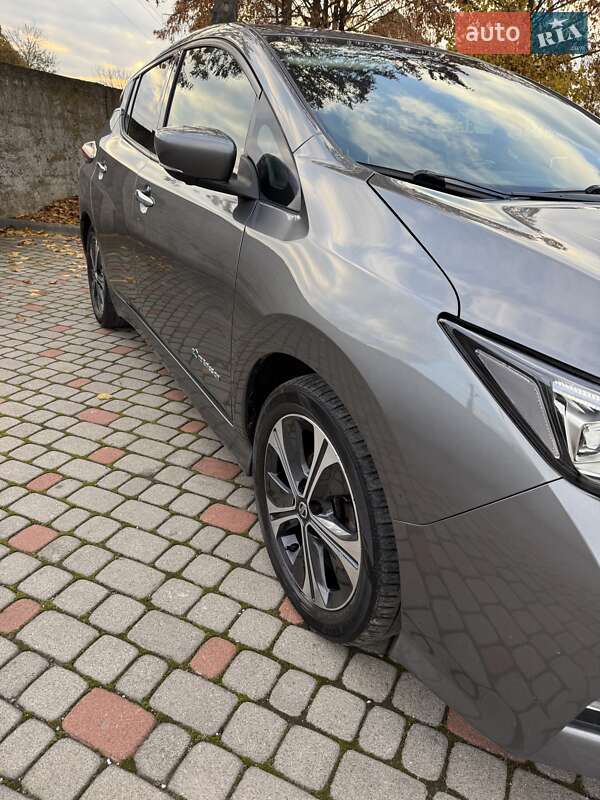 Хэтчбек Nissan Leaf 2018 в Тернополе фото 6 Хэтчбек Nissan Leaf 2018 в Тернополе