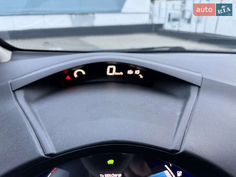 Хэтчбек Nissan Leaf 2014 в Тернополе