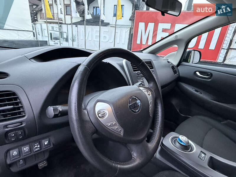 Хэтчбек Nissan Leaf 2014 в Тернополе