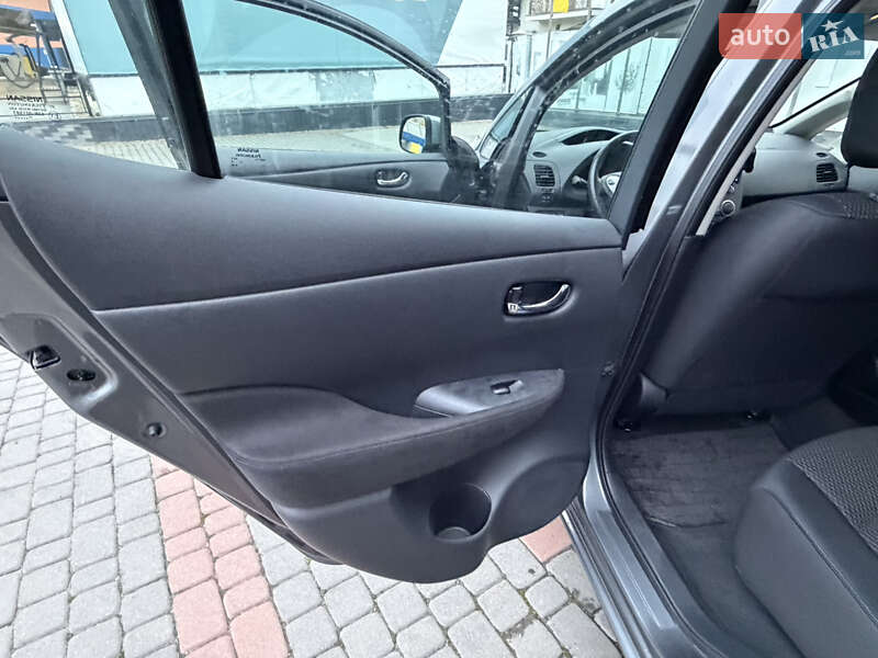 Хэтчбек Nissan Leaf 2014 в Тернополе