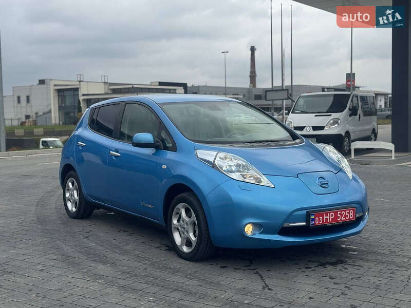Хетчбек Nissan Leaf 2012 в Львові