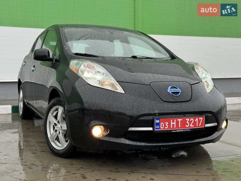 Хетчбек Nissan Leaf 2013 в Олександрії