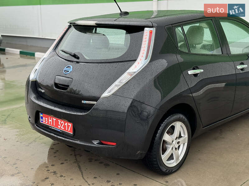 Хетчбек Nissan Leaf 2013 в Олександрії