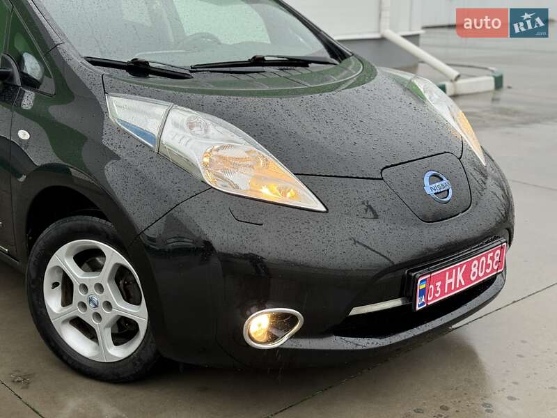 Хетчбек Nissan Leaf 2013 в Олександрії