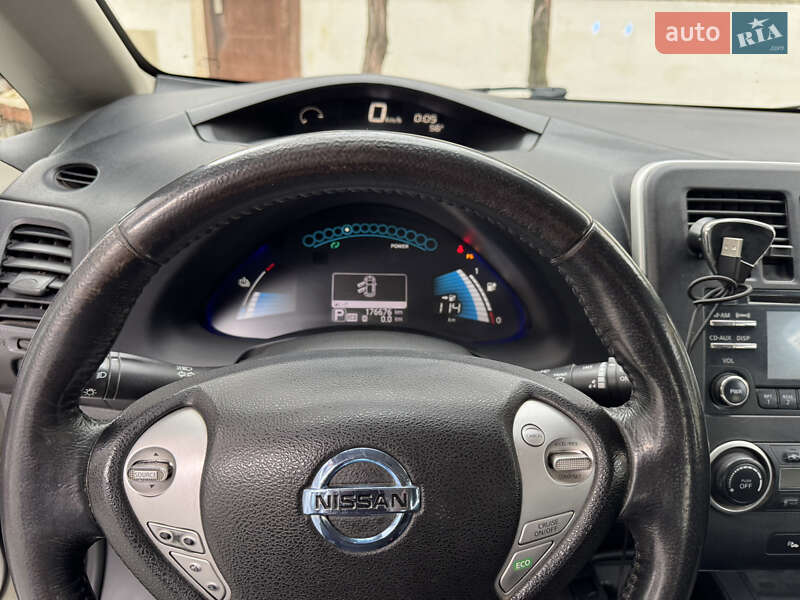 Хэтчбек Nissan Leaf 2015 в Ужгороде фото 8 Хэтчбек Nissan Leaf 2015 в Ужгороде