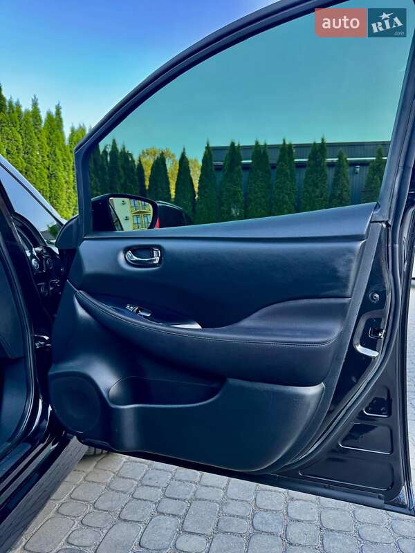 Хэтчбек Nissan Leaf 2018 в Трускавце