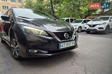 Хетчбек Nissan Leaf 2018 в Хмельницькому