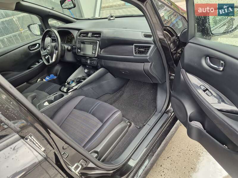 Хэтчбек Nissan Leaf 2018 в Хмельницком фото 6 Хэтчбек Nissan Leaf 2018 в Хмельницком