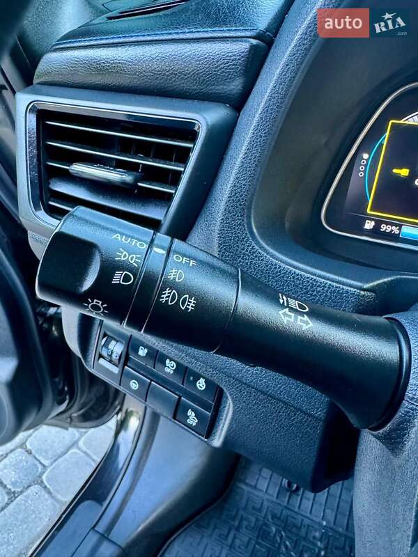 Хэтчбек Nissan Leaf 2018 в Трускавце