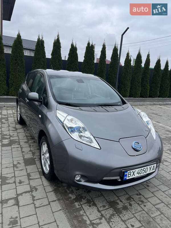 Хэтчбек Nissan Leaf 2014 в Каменец-Подольском фото 6 Хэтчбек Nissan Leaf 2014 в Каменец-Подольском