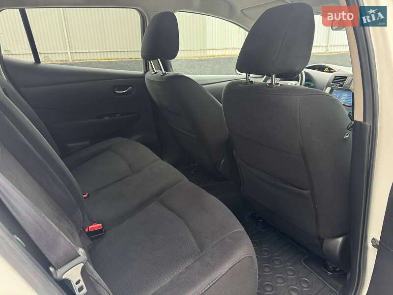 Хетчбек Nissan Leaf 2014 в Вінниці