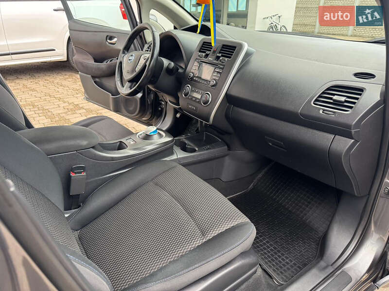 Хэтчбек Nissan Leaf 2015 в Ивано-Франковске фото 19 Хэтчбек Nissan Leaf 2015 в Ивано-Франковске
