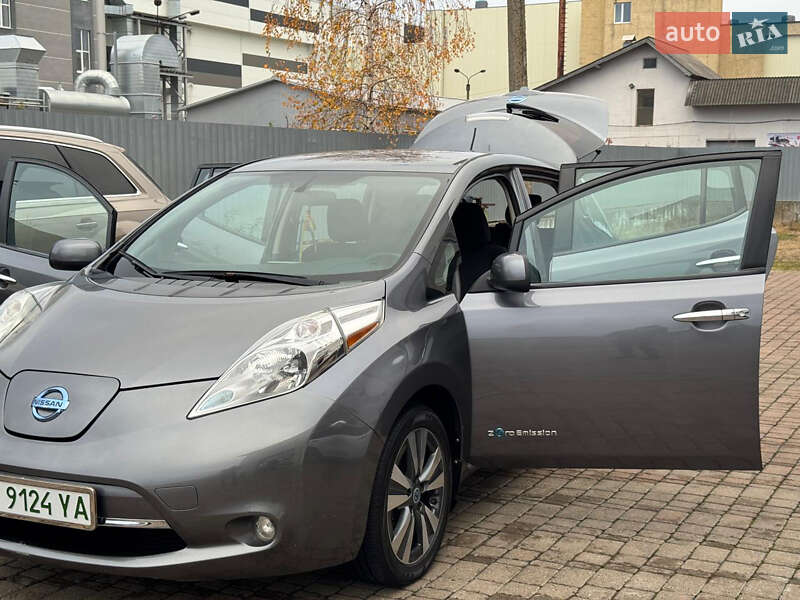 Хэтчбек Nissan Leaf 2015 в Ивано-Франковске фото 27 Хэтчбек Nissan Leaf 2015 в Ивано-Франковске