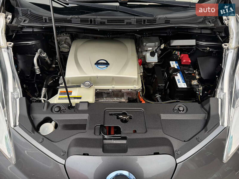 Хэтчбек Nissan Leaf 2015 в Ивано-Франковске фото 28 Хэтчбек Nissan Leaf 2015 в Ивано-Франковске