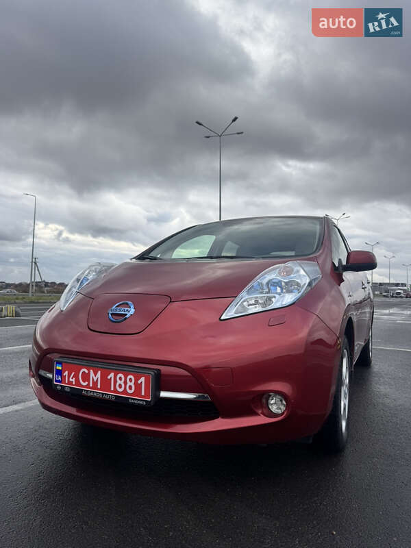 Хетчбек Nissan Leaf 2012 в Львові