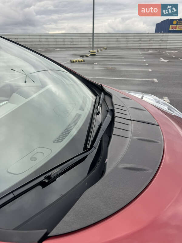 Хетчбек Nissan Leaf 2012 в Львові