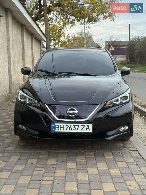 Хэтчбек Nissan Leaf 2018 в Белгороде-Днестровском