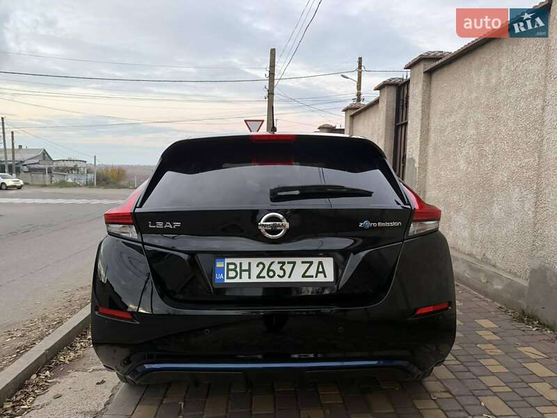 Хэтчбек Nissan Leaf 2018 в Белгороде-Днестровском
