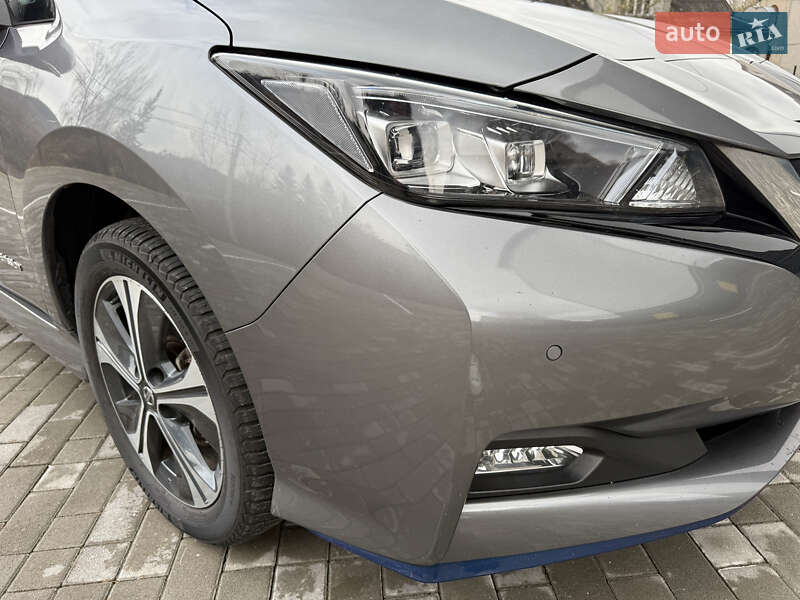 Хетчбек Nissan Leaf 2019 в Кременці