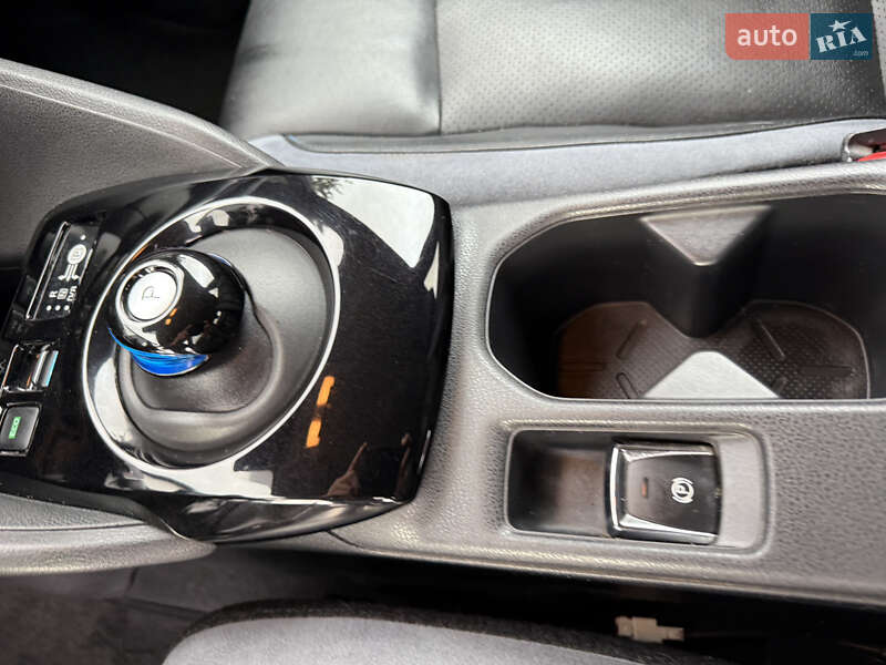 Хетчбек Nissan Leaf 2019 в Кременці