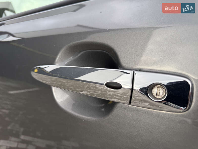 Хетчбек Nissan Leaf 2019 в Кременці