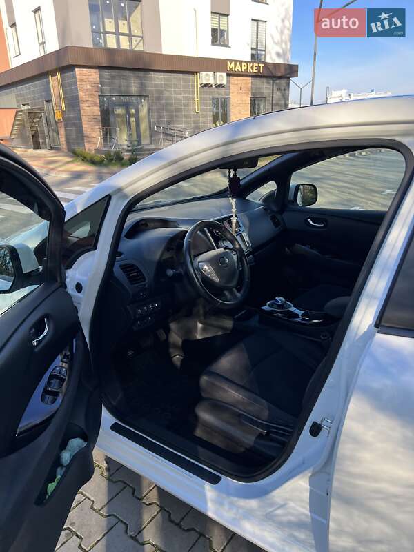 Хэтчбек Nissan Leaf 2013 в Луцке фото 12 Хэтчбек Nissan Leaf 2013 в Луцке