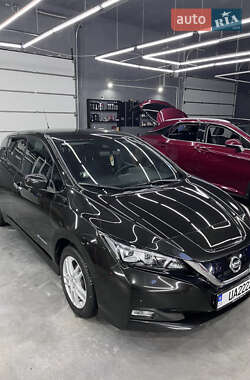 Хетчбек Nissan Leaf 2018 в Тернополі