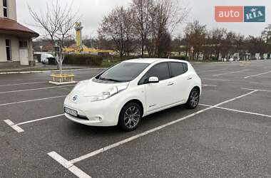 Хэтчбек Nissan Leaf 2016 в Киеве