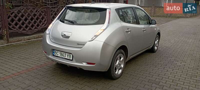Хэтчбек Nissan Leaf 2012 в Стрые фото 7 Хэтчбек Nissan Leaf 2012 в Стрые