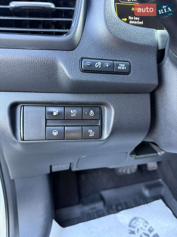 Хэтчбек Nissan Leaf 2018 в Дрогобыче фото 21 Хэтчбек Nissan Leaf 2018 в Дрогобыче