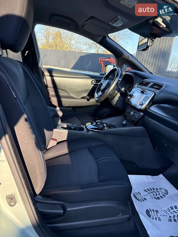 Хэтчбек Nissan Leaf 2018 в Дрогобыче фото 26 Хэтчбек Nissan Leaf 2018 в Дрогобыче