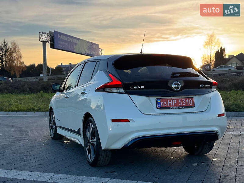 Хэтчбек Nissan Leaf 2018 в Львове